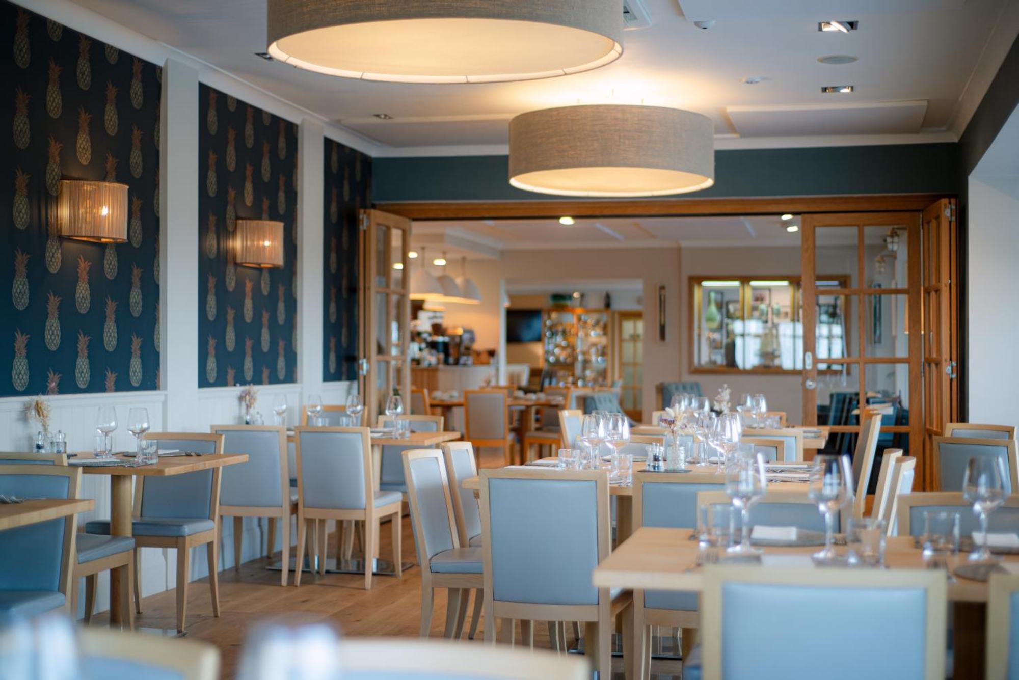 Trevose Golf And Country Club Hotel Padstow Exterior photo